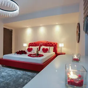 J'me Boutique - Adults Only San Ġiljan